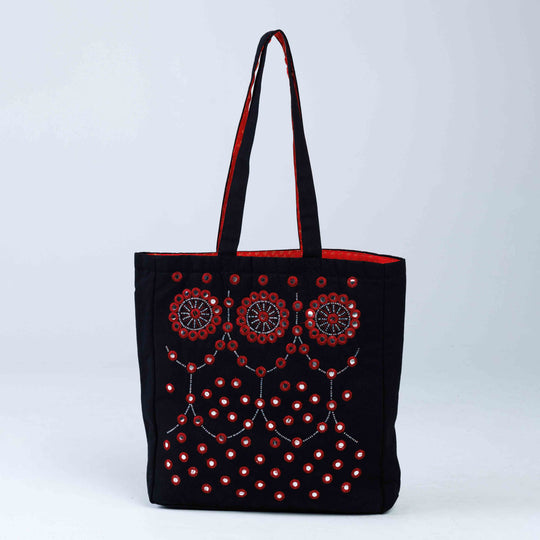 The Aunties are Coming Tote